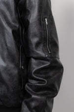 LE BLOUSON FUTURISTE